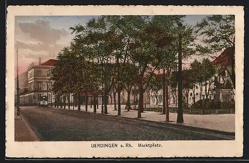 AK Uerdingen a. Rh., Marktplatz mit Strassenbahn