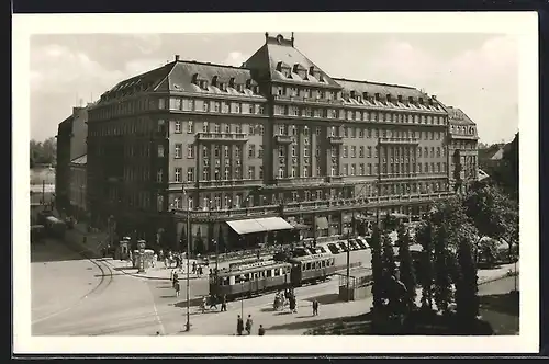AK Bratislava, Hotel Carlton, Cafe Savoy, Strassenbahn