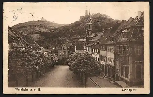 AK Weinheim a. d. B., Blick vom Marktplatz auf die Burgen