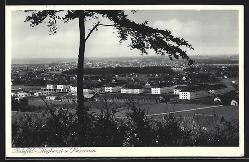 AK Bielefeld-Stieghorst, Kasernen vom Berg aus gesehen
