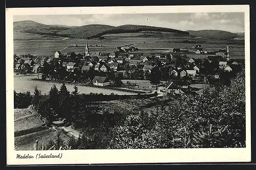 AK Medelon /Sauerland, Totalansicht aus der Vogelschau