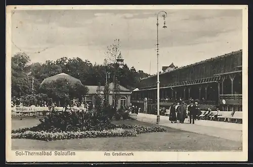 AK Salzuflen, Besucher am Gradierwerk