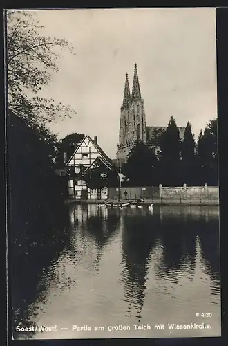 AK Soest /Westf., Partie am grossen Teich mit Wiesenkirche