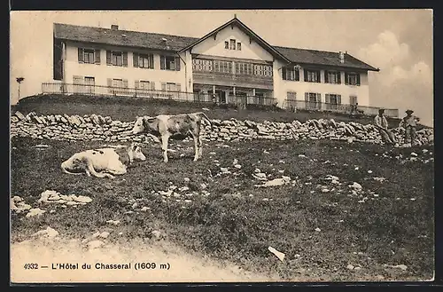 AK Chasseral, deux vaches et l`Hotel