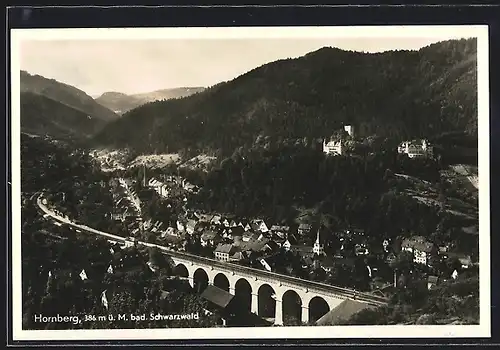 AK Hornberg / Schwarzwald, Ortsansicht mit Viadukt aus der Vogelschau