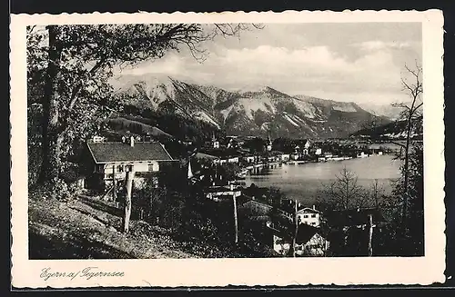 AK Egern a. Tegernsee, Ortsansicht gegen Bergpanorama