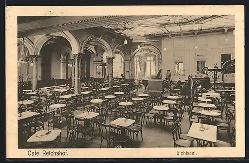 AK Hannover, Cafe Reichshof, Innenansicht des Lichtsaals