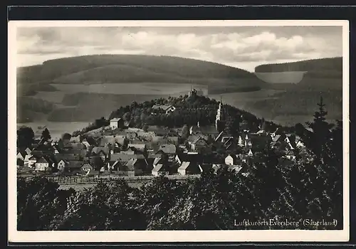 AK Eversberg (Sauerland), Ortsansicht mit Burgruine