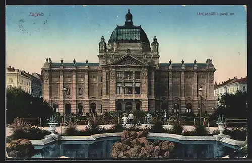 AK Zagreb, Trg Franje Josipa sa umjetnickim paviljonom