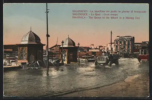 AK Salonicco, Le banchine del porto in giorno di temporale