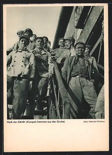 AK Nach der Schicht, Kumpels kommen aus der Grube, Bergleute