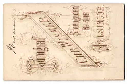 Fotografie Chr. Wismer, Helsingör, Ansicht Helsingör, Schiffe an der Quaimauer im Hafen