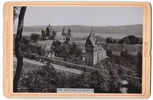 Fotografie Stengel & Co., Dresden, Ansicht Glees, Abtei Laach & Laachersee