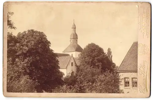 Fotografie Clemens Bolzau, Lemgo, Ansicht Lemgo-Brake, Kirche & Pfarrhaus