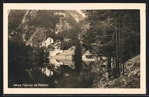 AK Fernstein am Fernpass, Blick über den See zum Schloss