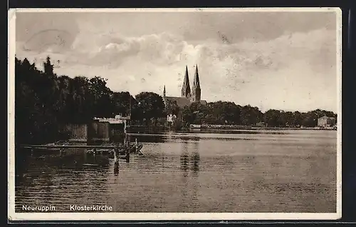 AK Neuruppin, Uferansicht mit Klosterkirche im Hintergrund