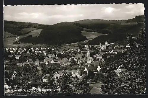 AK Olsberg (Hochsauerland), Ortsansicht gegen Hügelpanorama