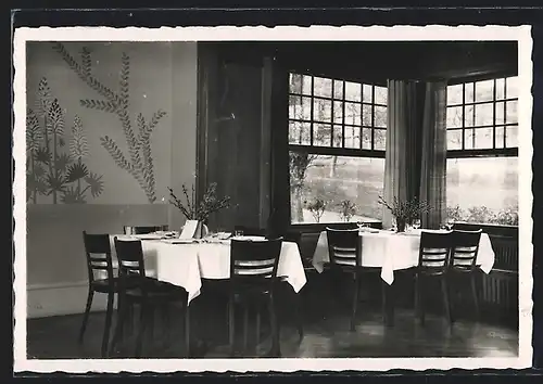 AK Jongny s. Vevey, Innenansicht Restaurant Co-Op