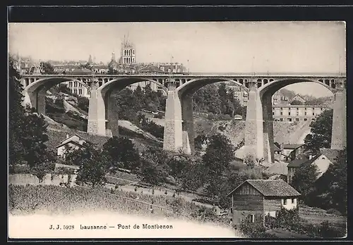 AK Lausanne, le pont de Montbenon, vue d`ensemble prise en direction de l`est