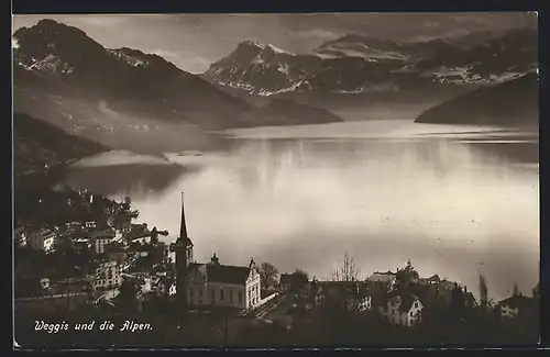 AK Weggis, Ortsansicht gegen Bergsee und die Alpen