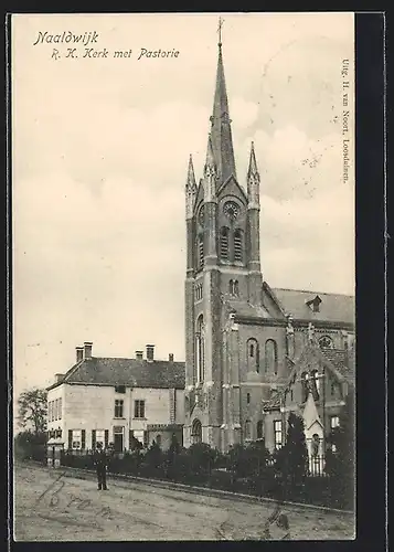 AK Naaldwijk, R. K. Kerk met Pastorie