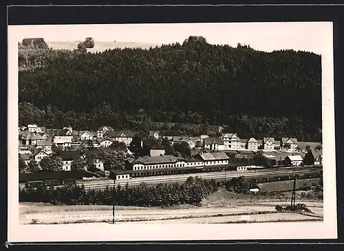 AK Hannsdorf, Teilansicht mit Bahnhof