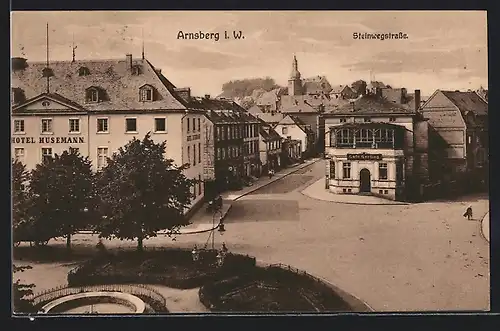 AK Arnsberg i. W., Steinwegstrasse mit Hotel Husemann