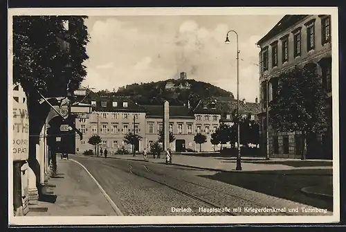 AK Durlach, Hauptstrasse mit Kriegerdenkmal und Turmberg