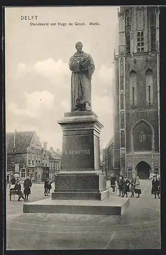 AK Delft, Standbeeld van Hugo de Groot, Markt
