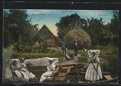 AK Kanufahrt mit Frauen und Männern in Spreewälder Tracht