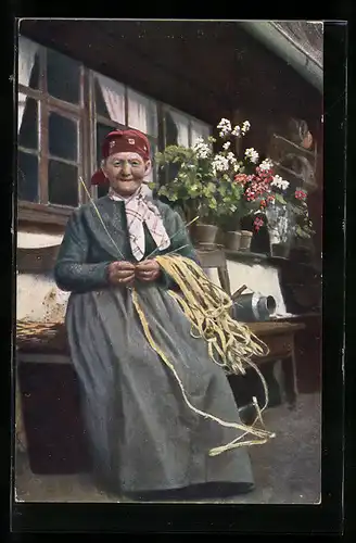 AK Frau in Schwarzwälder Tracht beim Korbflechten