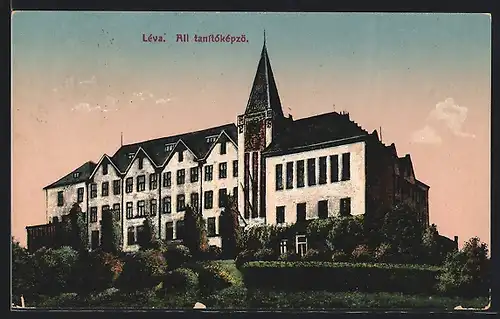 AK Lèva, All tanitóképzö
