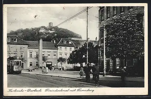 AK Karlsruhe-Durlach, Traindenkmal und Turmberg, Strassenbahn