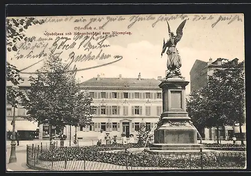 AK Offenbach a. M., Stadthaus und Kriegerdenkmal vom Ulicenplatz