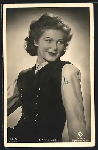 AK Schauspielerin Carsta Löck elegant mit Weste und weisser Bluse, mit original Autograph