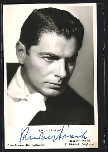 AK Schauspieler Rudolf Prack mit Fliege im Jackett, mit original Autograph
