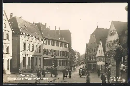 AK Bretten / Baden, Marktplatz und Weisshoferstrasse