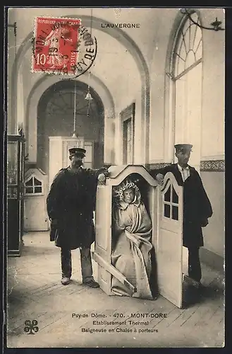 AK Mont-Dore, Etablissement Thermal, Baigneuse en Chaise á porteurs