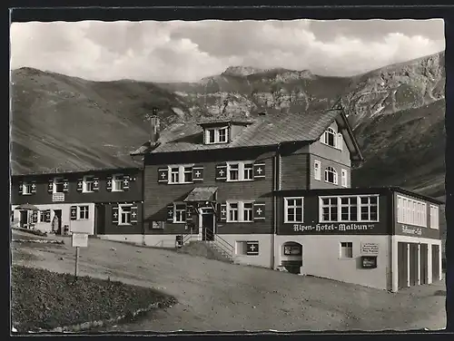 AK Malbun, Alpenhotel mit Sareiserjoch und Augstenberg