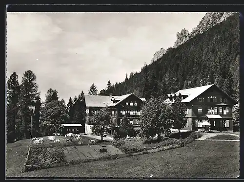 AK Gaflei, Alphotel Gaflei im Bergpanorama