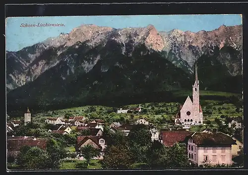 AK Schaan, Kirche vor Bergpanorama