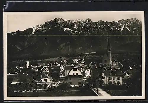 AK Schaan, Ortsansicht gegen Bergpanorama
