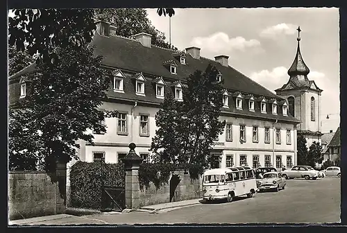 AK Bad Neustadt, Kur-und Schlosshotel mit Autos