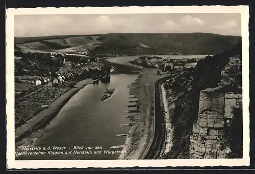 AK Herstelle a. d. Weser, Blick von den Hannoverschen Klippen auf den Ort und Würgassen