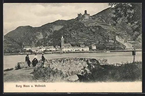AK Wellmich, Ortsansicht am Wasser mit Burg Maus