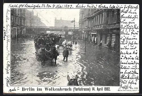 AK Berlin-Kreuzberg, Hochwasser nach dem Wolkenbruch in der Yorkstrasse am 14. April 1902