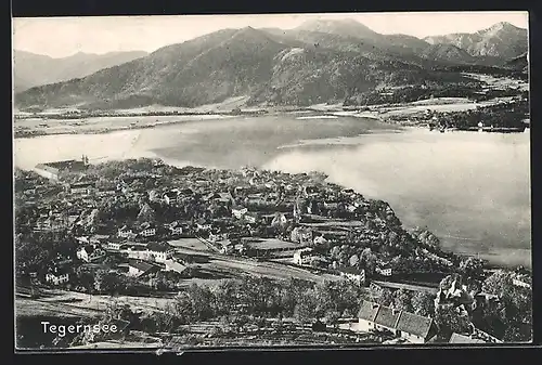 AK Tegernsee, Ortsansicht mit Wasser- und Bergblick