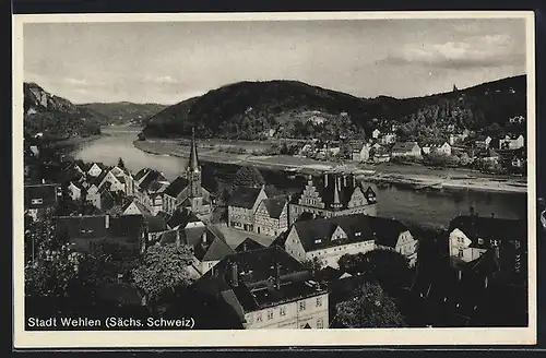 AK Wehlen /Sächs. Schweiz, Ortsansicht mit Fluss von oben