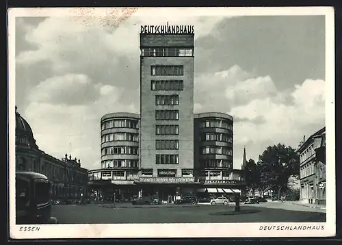 AK Essen, Strassenpartie am Deutschlandhaus, Bauhaus