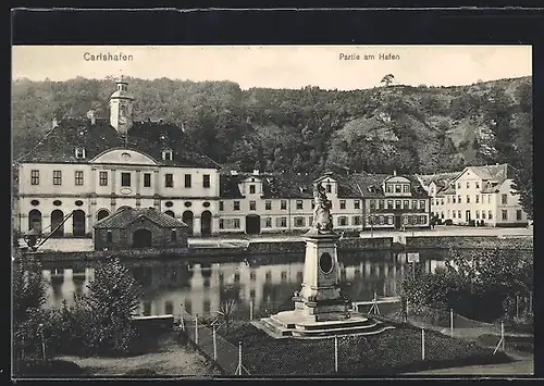 AK Carlshafen, Hafen mit Denkmal